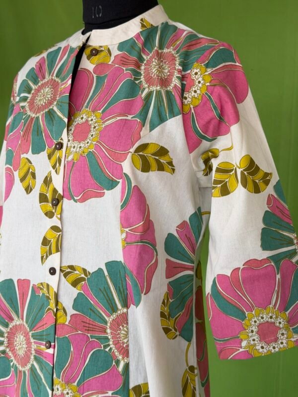 Cotton kurta with pink green floral print close-up